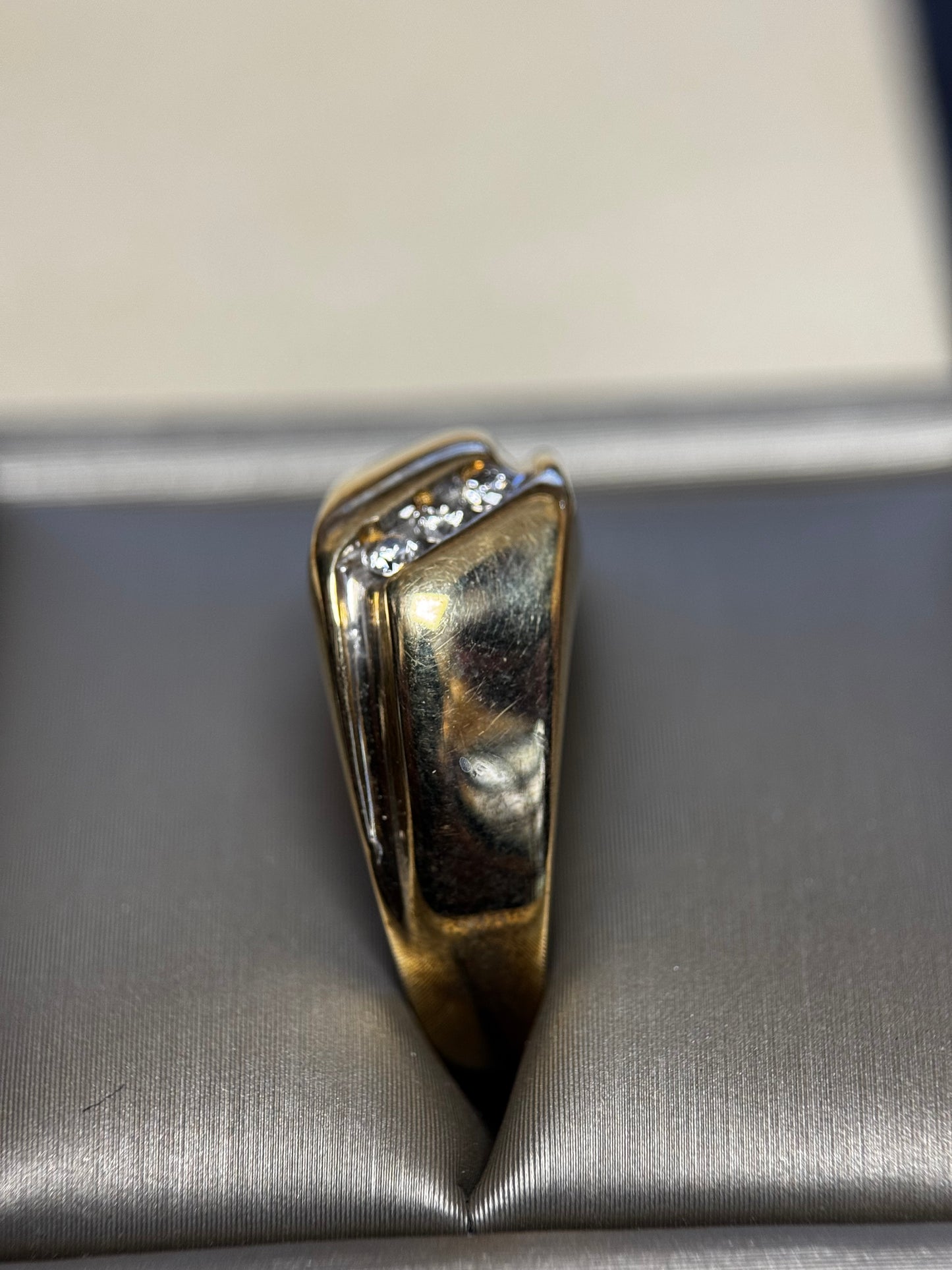 14k 3 stone Diamond Fashion bans