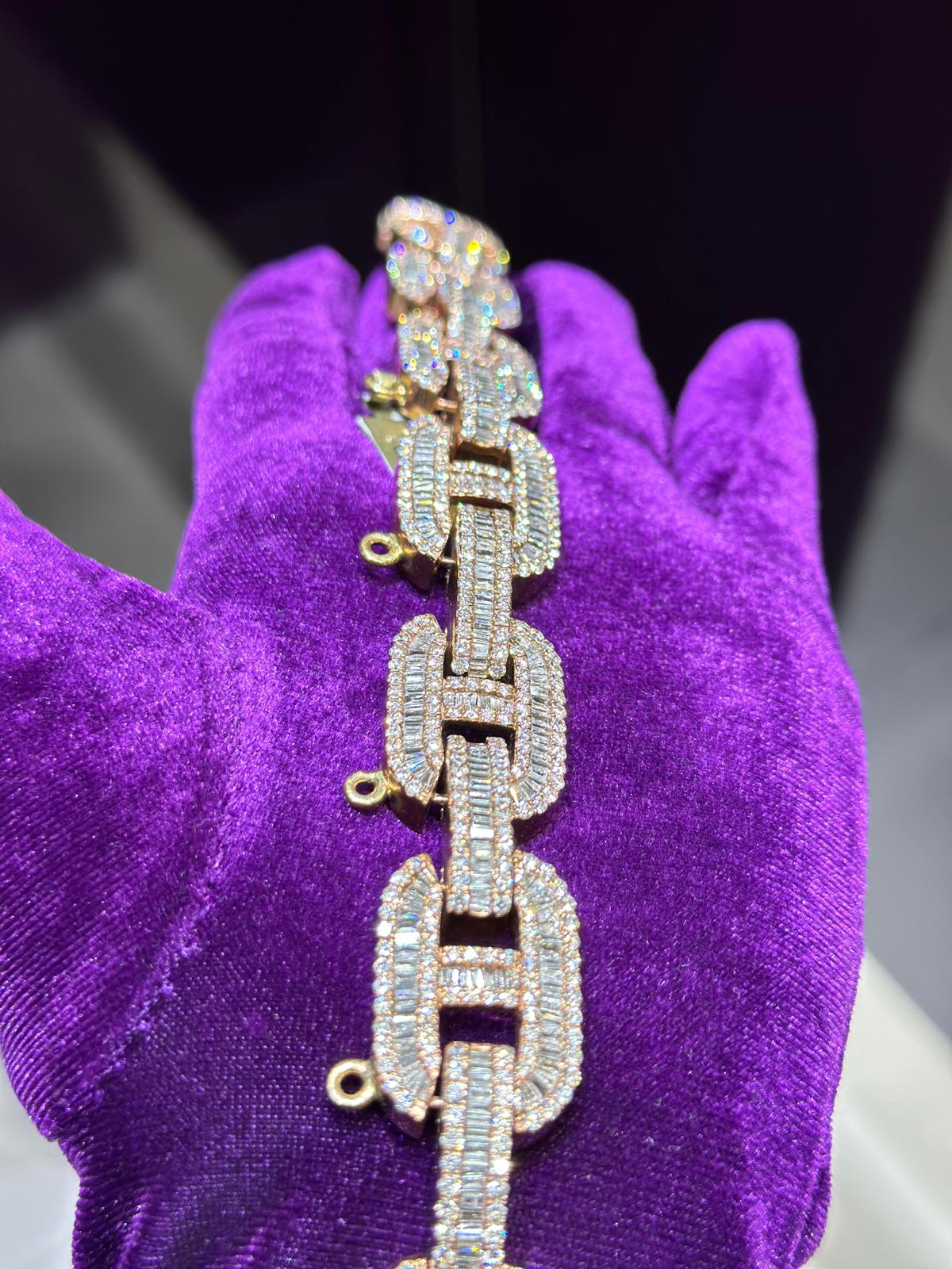 10k rose gold 20ctw Gucci Link Diamond Bracelet