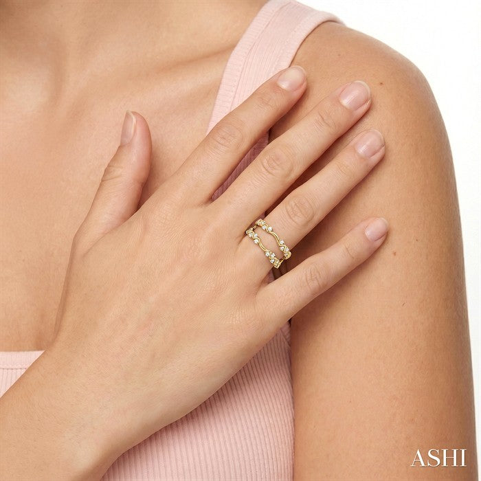 1/2 Ctw Zig-Zag Round Cut Diamond Insert Ring in 14K Yellow Gold