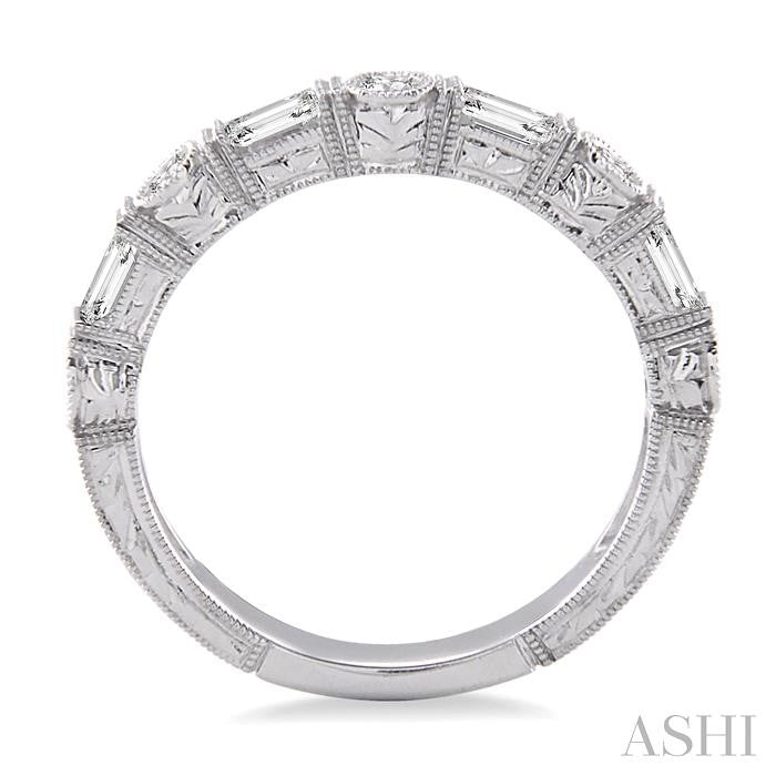 1/2 Ctw Diamond Fashion Band in 14K White Gold