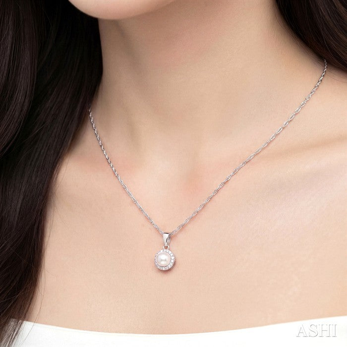 5 MM Cultured White Pearl and 1/20 Ctw Round Cut Diamond Halo Pendant With Chain in 10K White Gold