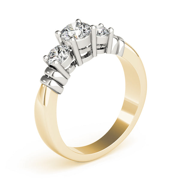 ENGAGEMENT RINGS 3 STONE ROUND