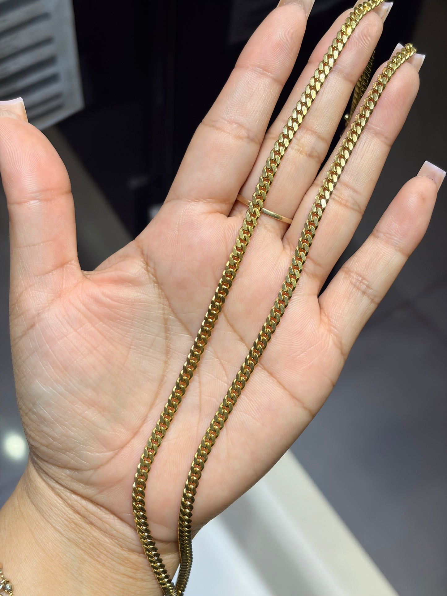 10k yellow gold 4.2mm Cuban link chain 24inch