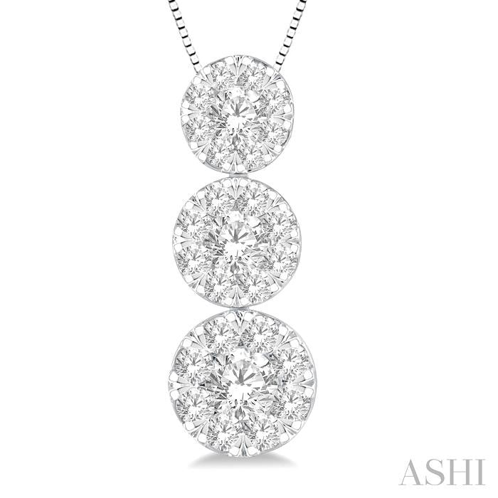 1 Ctw Past Present and Future Lovebright 3 stone Essential Round Cut Diamond Pendant with Chain in 14K White Gold