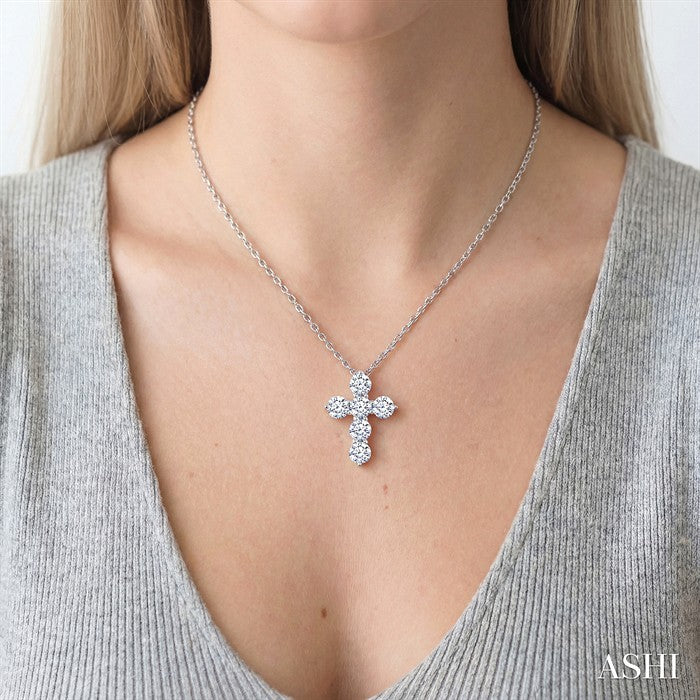 1 Ctw Round Cut Diamond Christian Cross 6-Stone Fashion Pendant With Chain in 14K White Gold