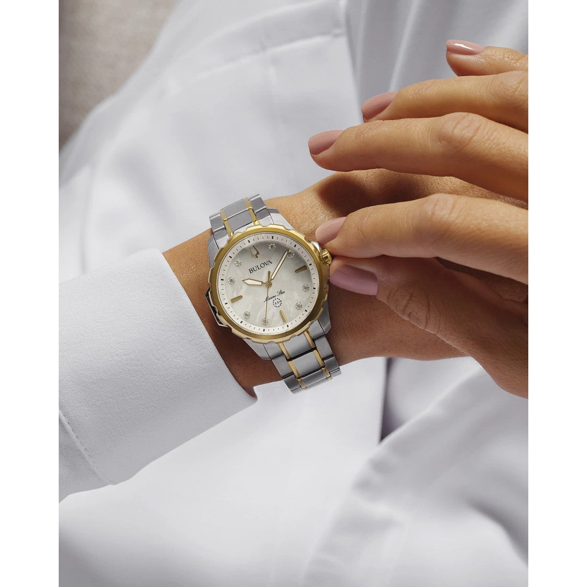 Bulova Marine Star 98P227, 36mm mother-of-pearl dial stainless steel, Ladies