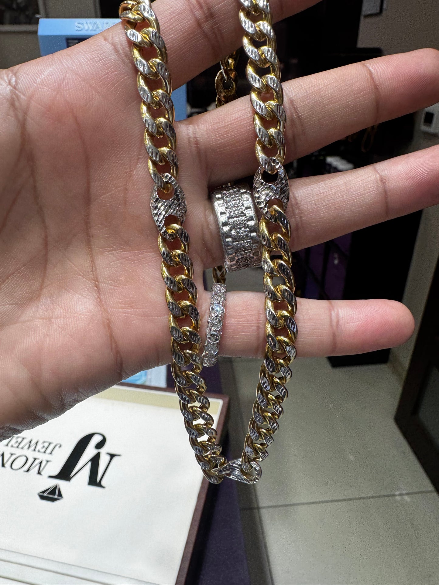 10k gucci curb link chain