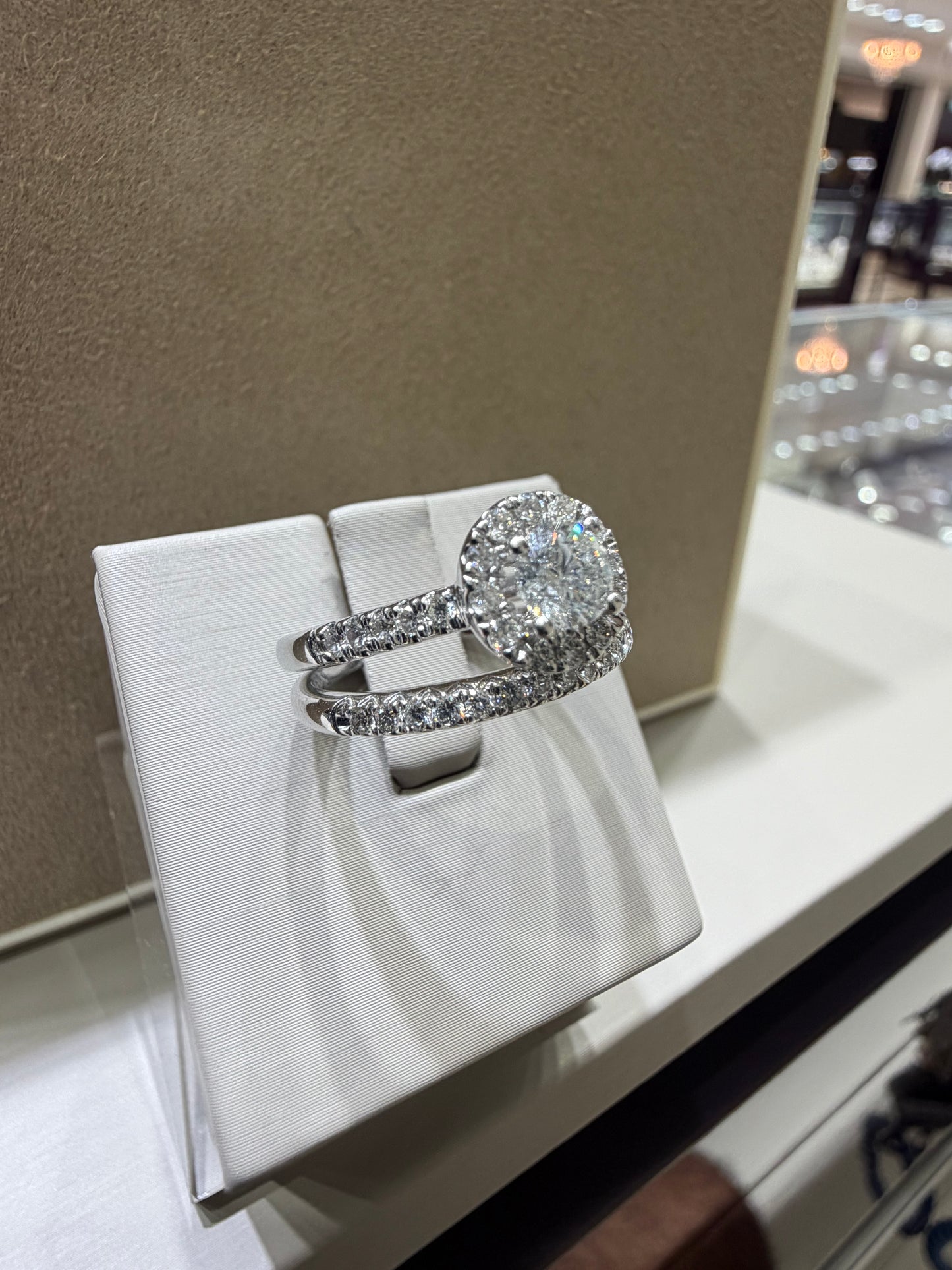 0.96 CTW Natural Diamond Halo Wedding Set in 14K White Gold – F-G Color, VS2-SI Clarity