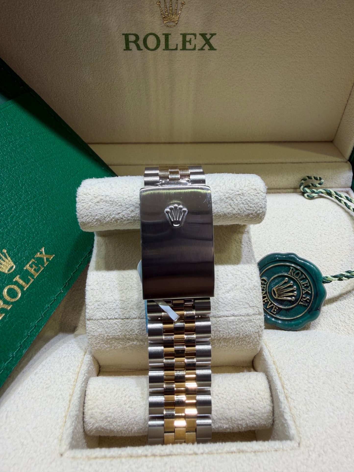 Rolex Watch For Men 1601 | 36MM | 18k Fluted Bezel | Silver Dial | Jubilee Band