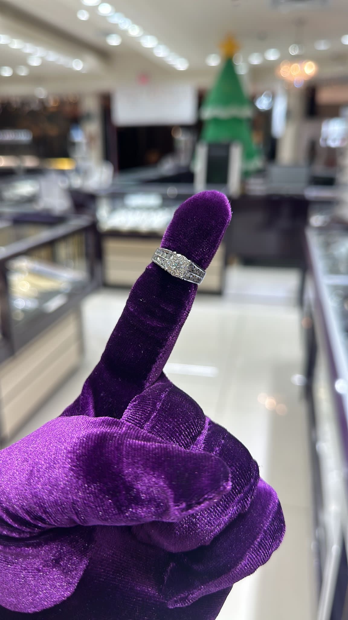 10k white gold diamond Engagement ring