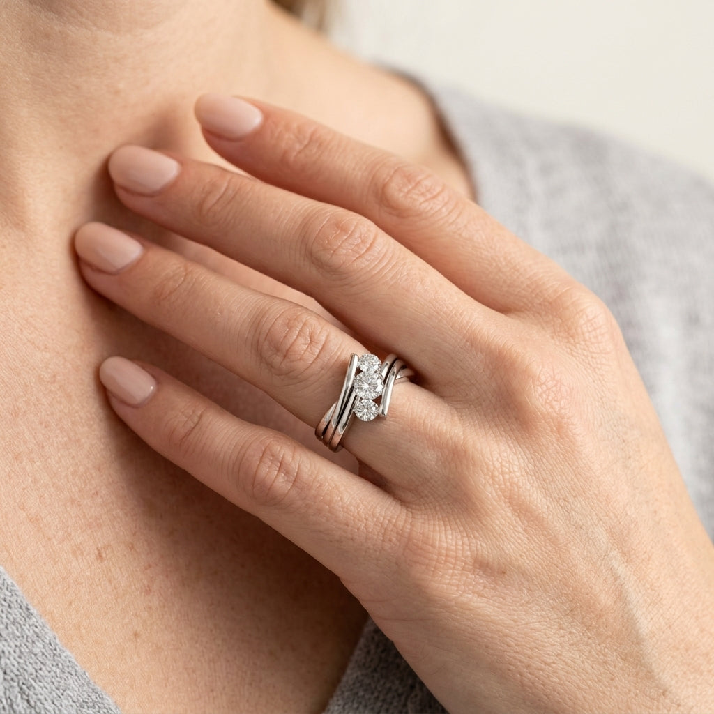 ENGAGEMENT RINGS 3 STONE ROUND - worn lifestyle photo