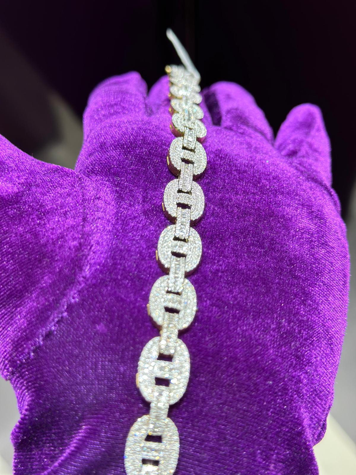 10k Gucci Link bracelet 5ctw