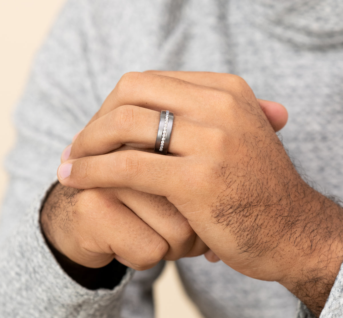 THE LINCOLN 7.5mm Tantalum Grey Benchmark men's wedding band
