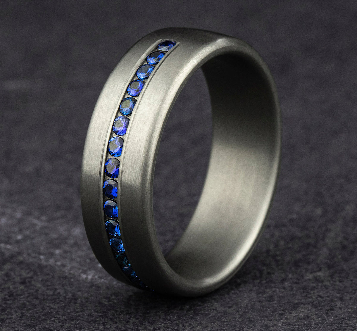 THE VISCOUNT 7.5mm Tantalum Grey Benchmark men's wedding band