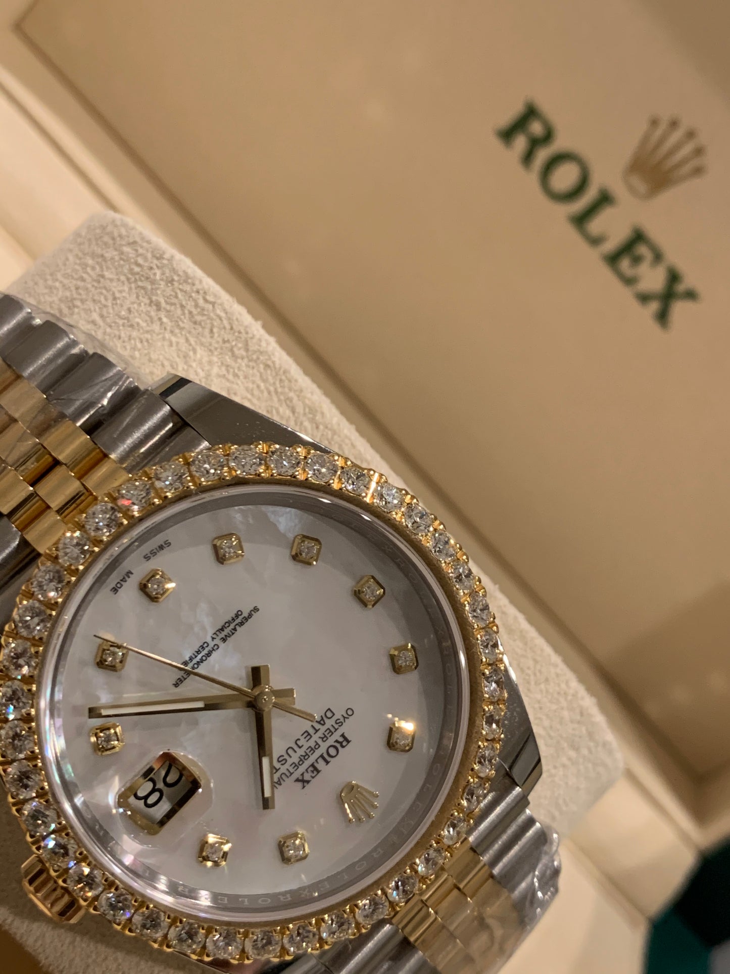 Rolex Datejust 18k/SS 41mm White mother of Pearl Diamond Dial Jubilee Bracelet Men's Watch 126333