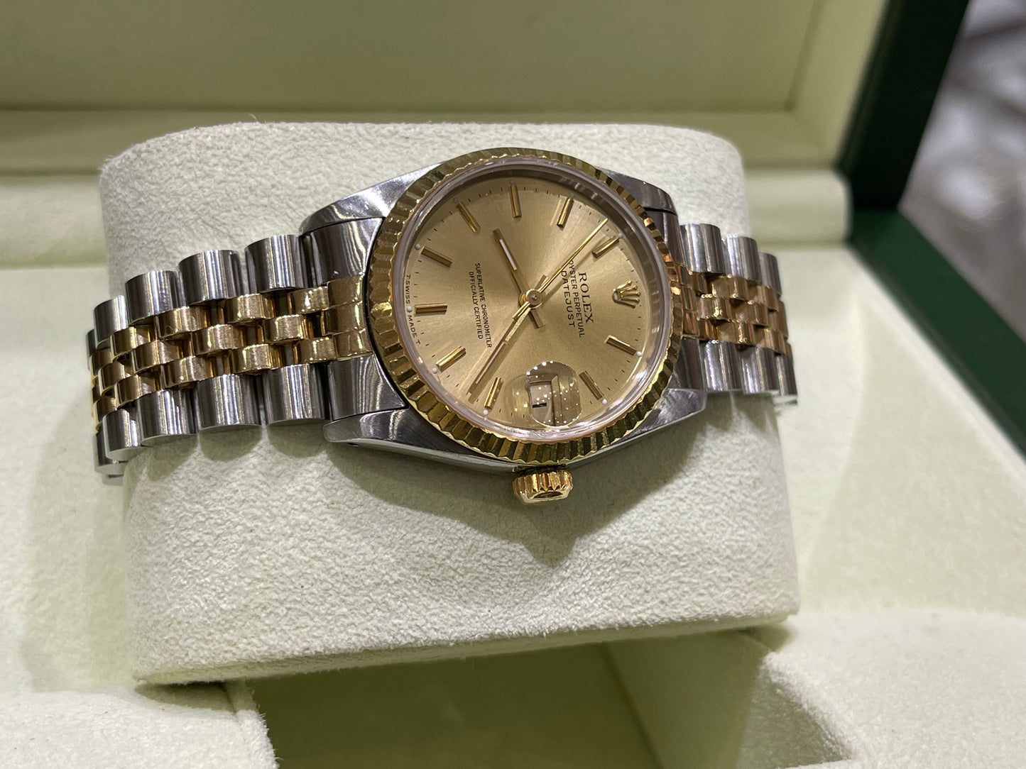Rolex Datejust Mid size 31mm Champagne dial 68273