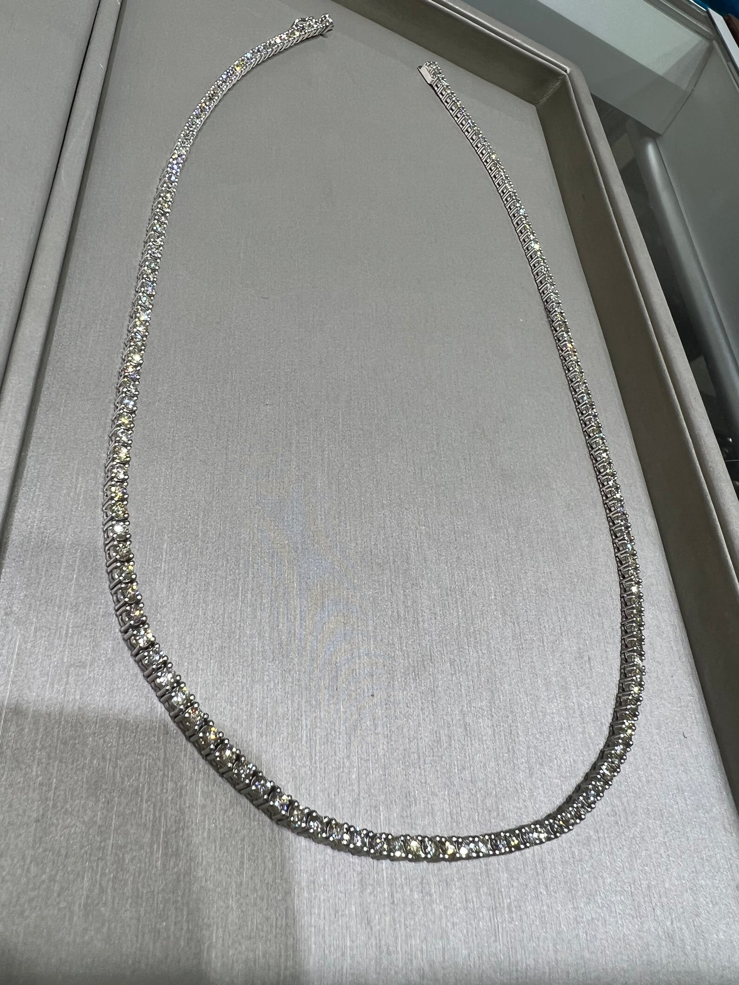 Diamond Tennis Chain white gold 18inch 13.5ctw