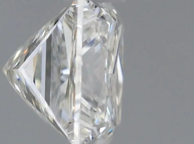 0.51ct Princess Natural Diamond (Colour J, Clarity VVS1, GIA Certified)