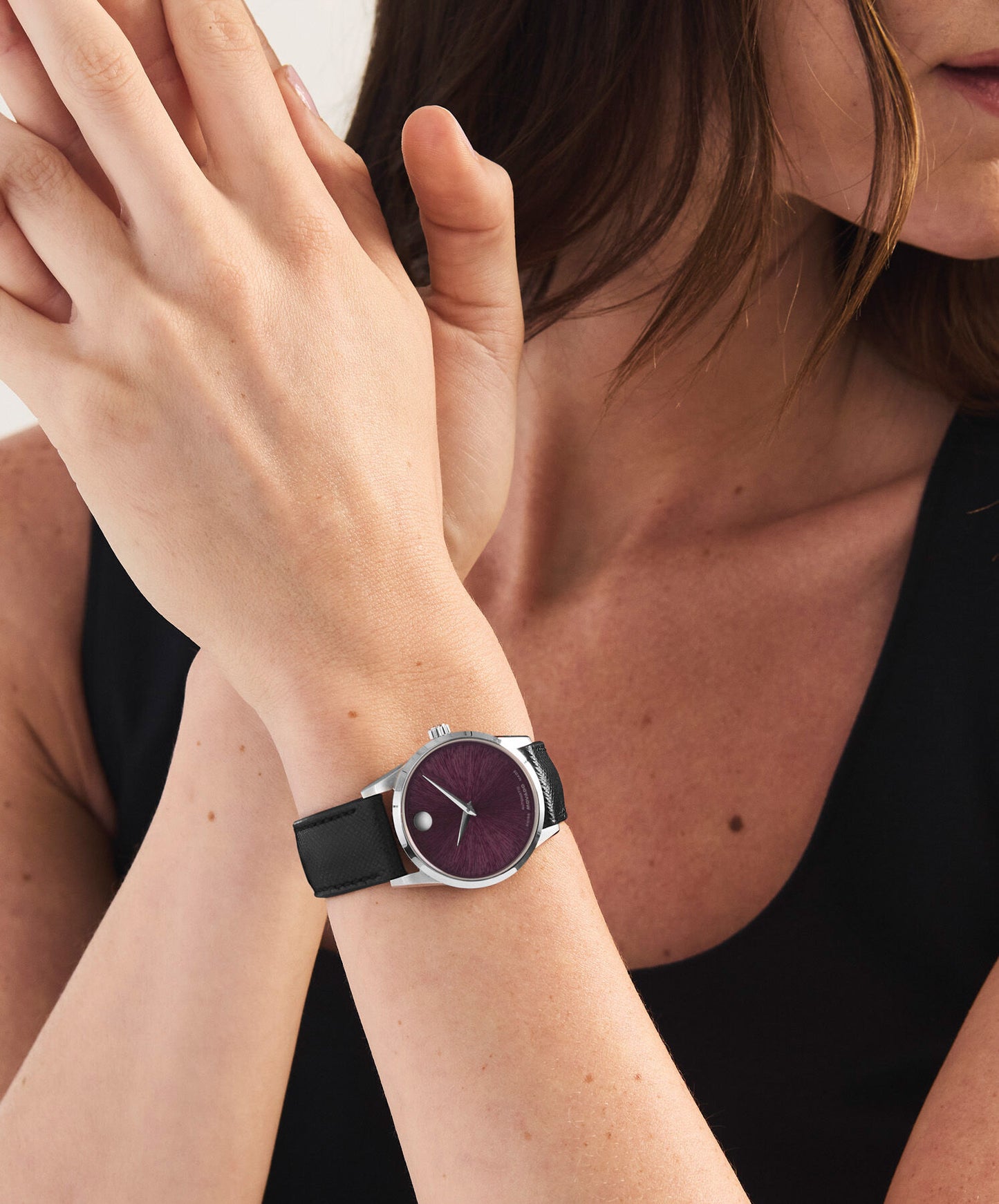Movado Museum Classic 0608005 33mm Women watch