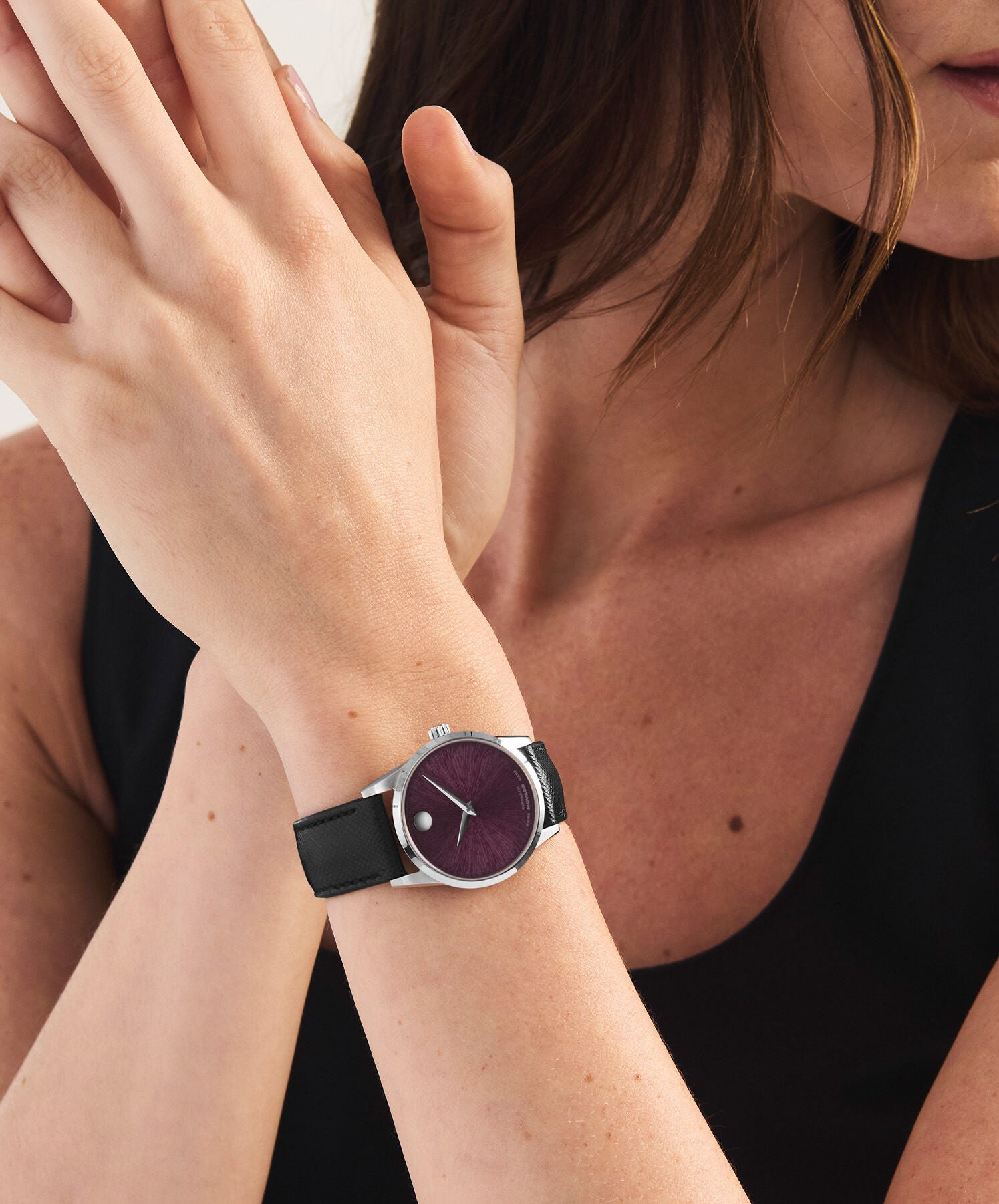 Movado Museum Classic 0608006 33mm Women watch