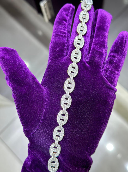 10k Gucci Link bracelet 5ctw