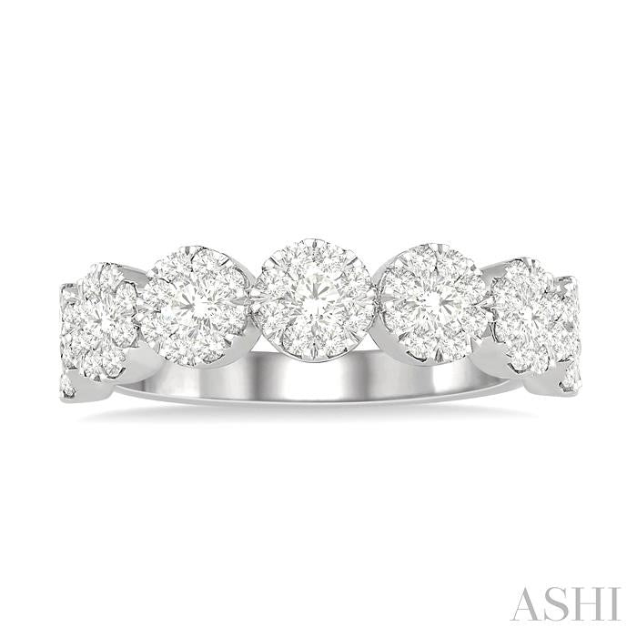 3/4 Ctw Jointed Circular Mount Lovebright Diamond Cluster Band in 14K White Gold