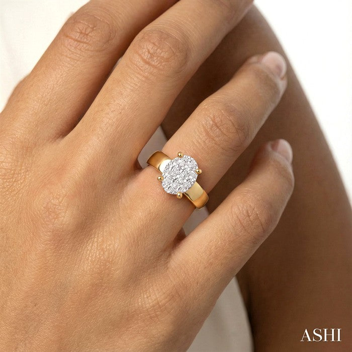 1/2 Ctw Bold Shank Oval Shaped Lovebright Round Cut Diamond Ring in 14K Yellow and White Gold