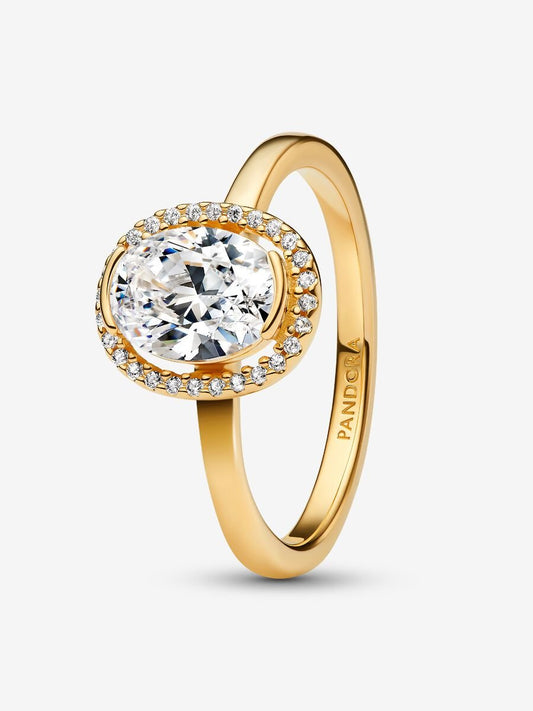 Oval Sparkling Halo Ring