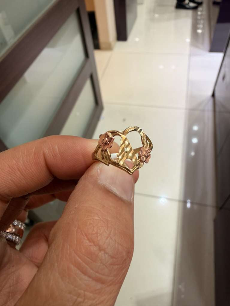 10K yellow gold , Rose gold , letter A initial ring Sz 9.75