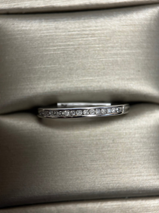 10k 1/10CT White gold diamond Band