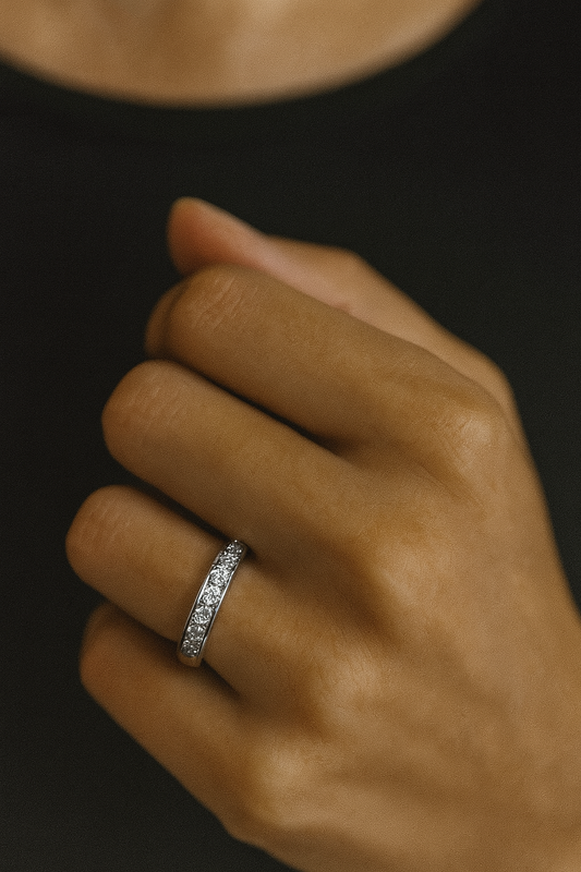 Fabulous 14K White Gold 1.5 Tw Diamond Wedding Band/Ring