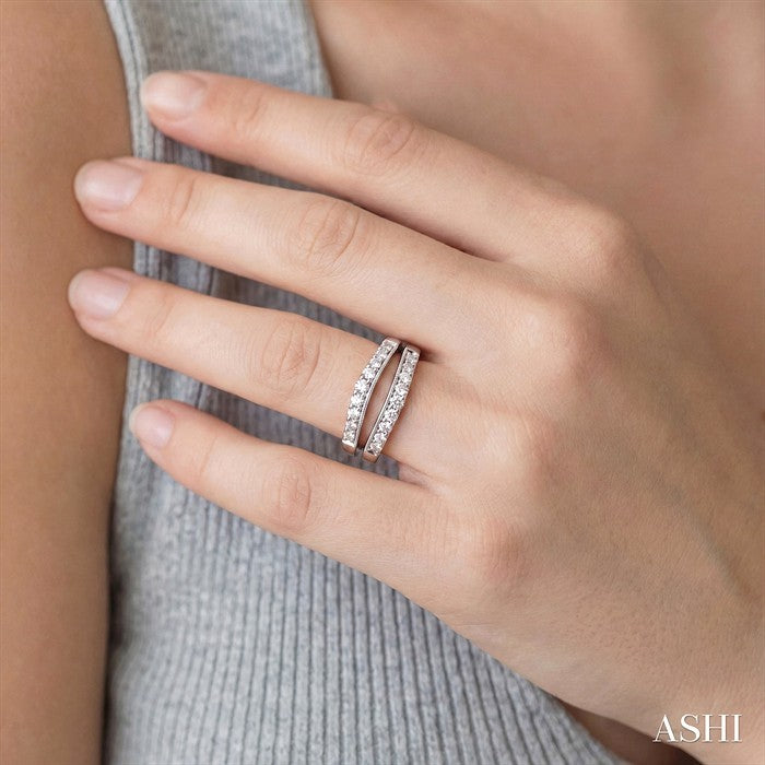 1/3 Ctw Round Cut Diamond Insert Ring in 14K White Gold