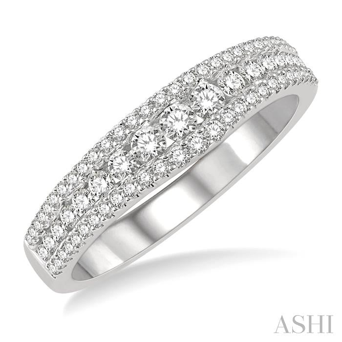 1/2 Ctw Triple Row Round Cut Diamond Wedding Band in 14K White Gold