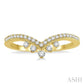 1/4 Ctw Chevron Shank Round Cut Diamond Band in 14K Yellow Gold