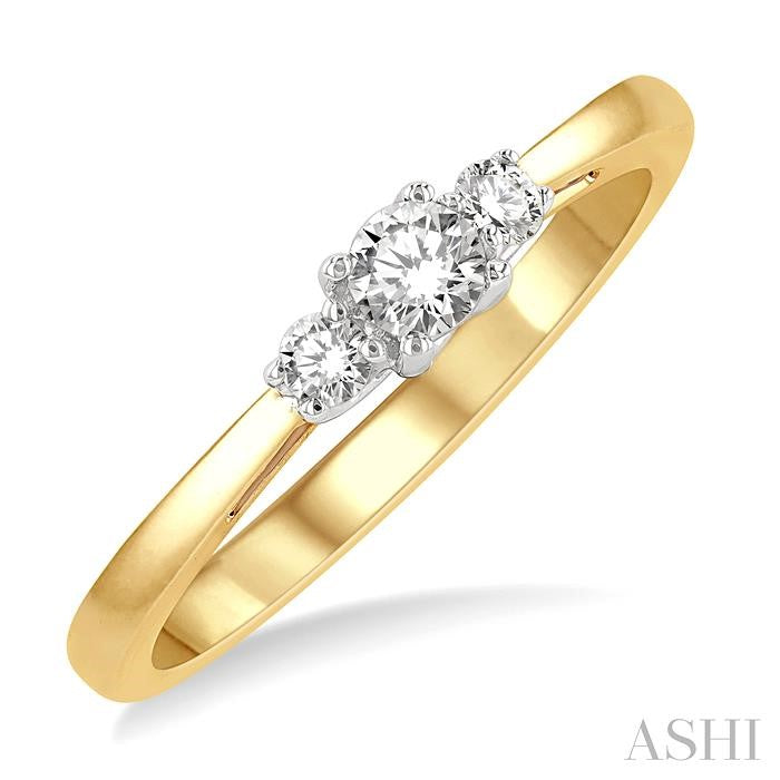 1/4 Ctw Round Cut Diamond Three-Stone Past Present and Future Ring in 14K Yellow and White Gold