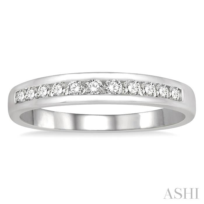 1/4 Ctw Channel Set 11 Stone Round Cut Diamond Wedding Band in 14K White Gold