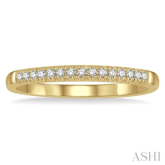1/10 Ctw 15Stones Round Cut Diamond Wedding Band in 14K Yellow Gold