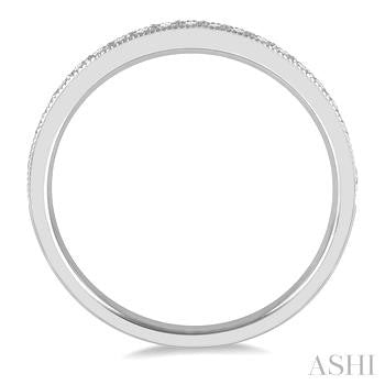 1/4 Ctw Round Cut Diamond Wedding Band in 14K White Gold