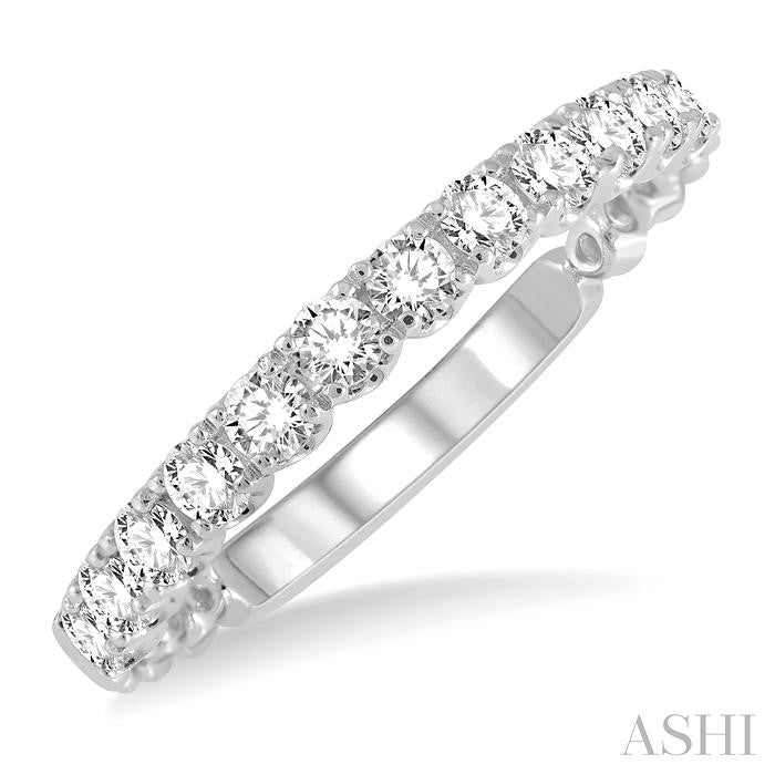 1/2 Ctw Lattice Round Cut Diamond Wedding Band in 14K White Gold