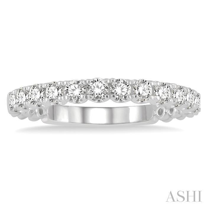 1/2 Ctw Lattice Round Cut Diamond Wedding Band in Platinum