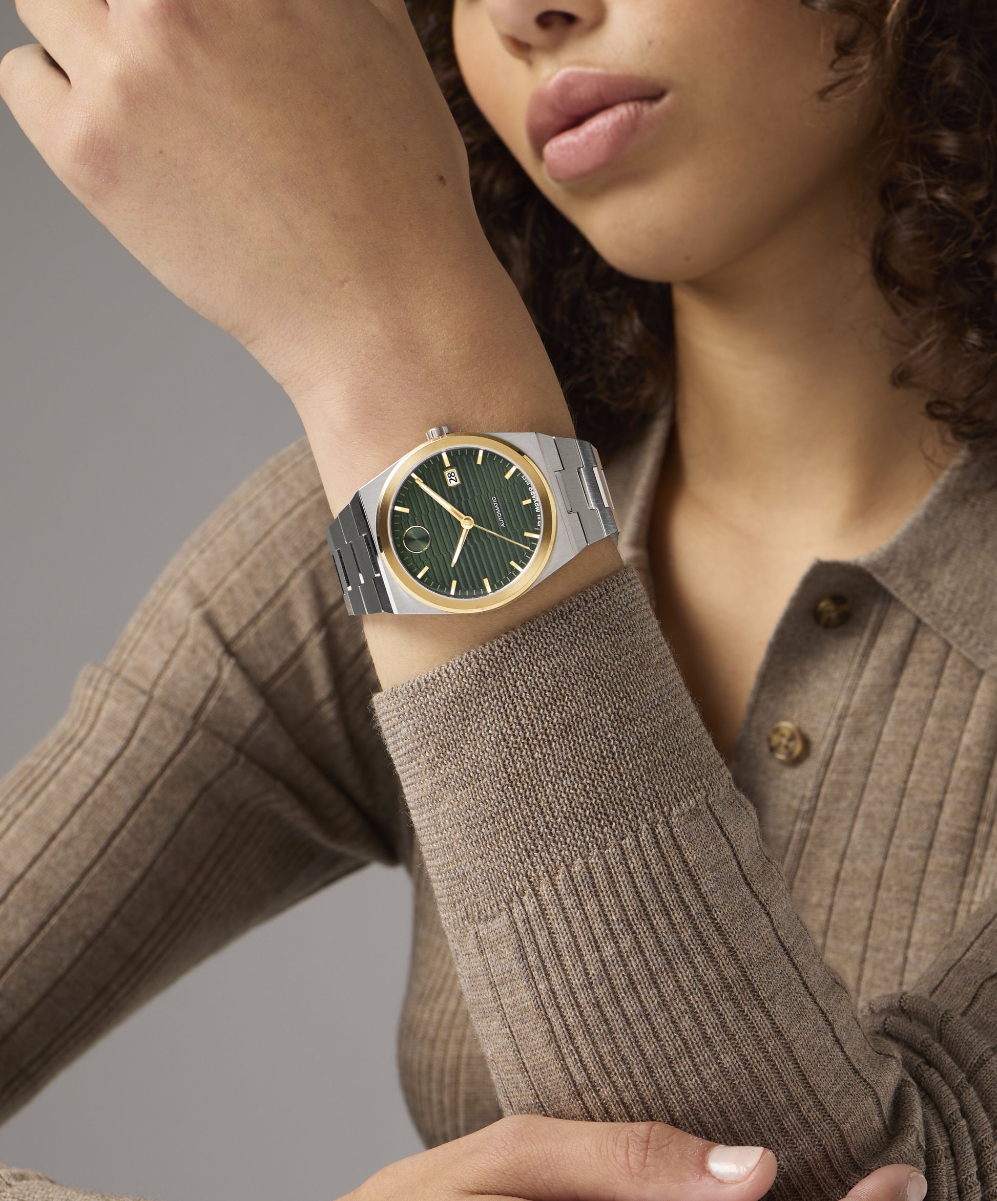 Movado BOLD Quest 3600942 39mm Unisex watch