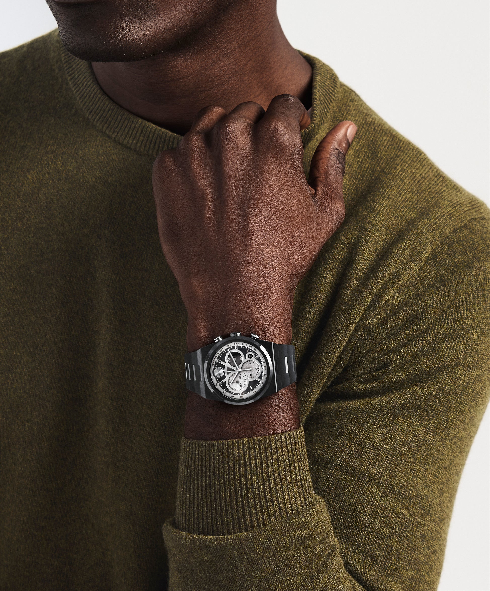 Movado BOLD Quest Chronograph 3601184 40mm Men watch