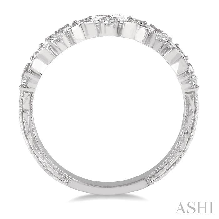5/8 Ctw Zigzag Baguette and Round Cut Diamond Band in 14K White Gold