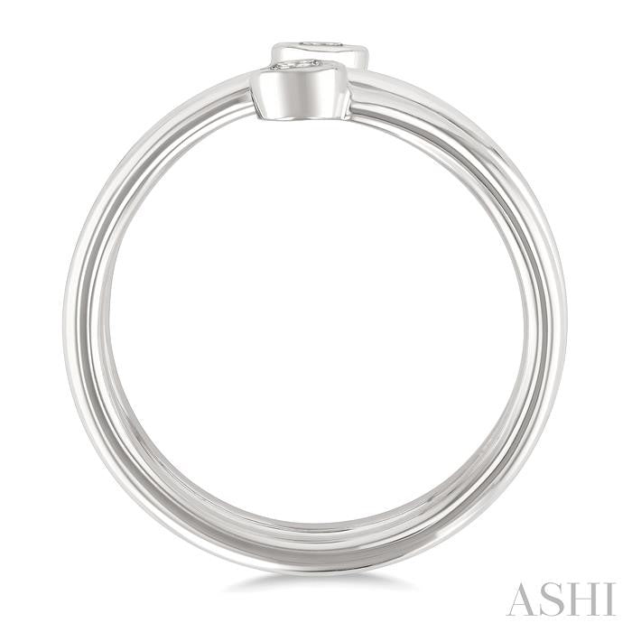 1/5 Ctw Round Shape Diamond Bezel Double Coil Fashion Ring in 14K White Gold