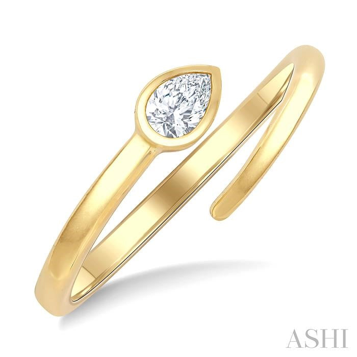 1/6 Ctw Bypass Bezel Set Pear Cut Diamond Open Fashion Ring in 14K Yellow Gold