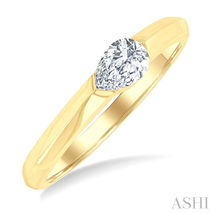 1/3 Ctw East-West Set Pear Cut Diamond Solitaire Fashion Ring in 14K Yellow Gold