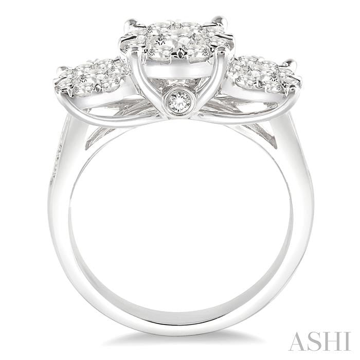 2 Ctw Past Present and Future Lovebright Round Cut Diamond Ring in 14K White Gold