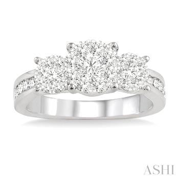 1 Ctw Past Present and Future Lovebright Round Cut Diamond Ring in 14K White Gold