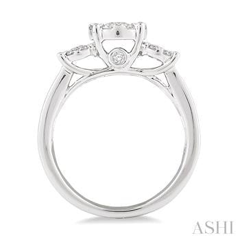 3/4 Ctw Past Present and Future Lovebright Round Cut Diamond Ring in 14K White Gold