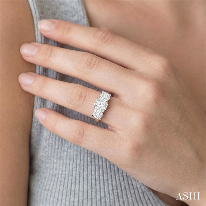 2 Ctw Past Present and Future Lovebright Round Cut Diamond Ring in 14K White Gold